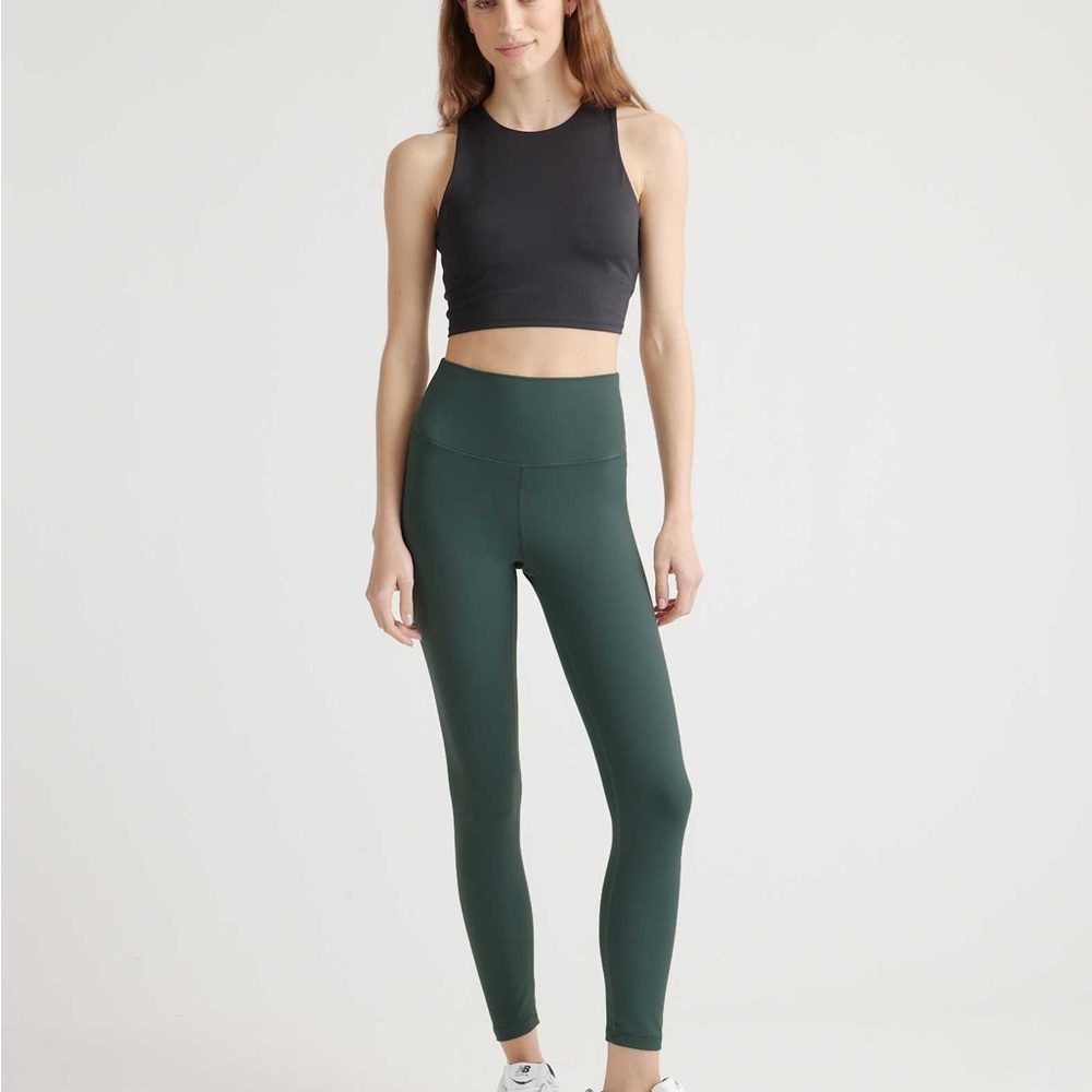 Vuori forest green AllTheForm Leggings